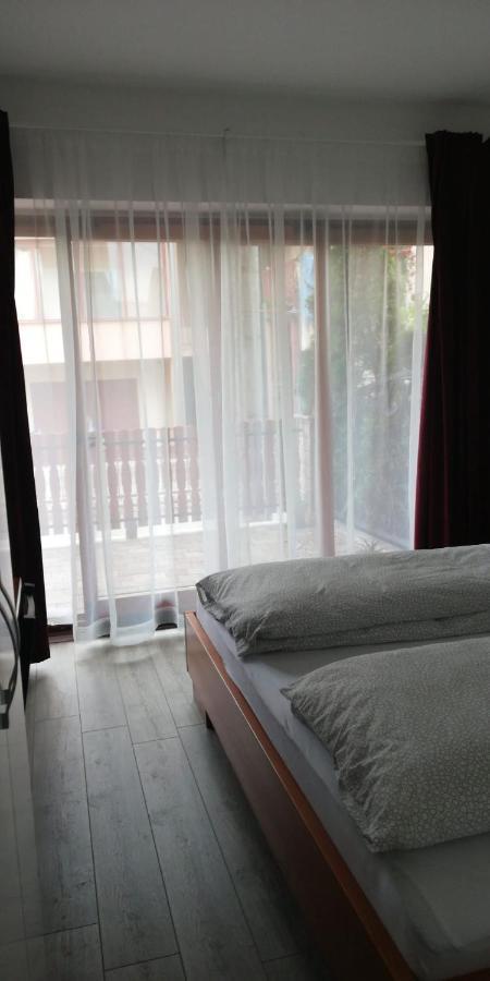 Guest House Isabel Загреб Екстериор снимка